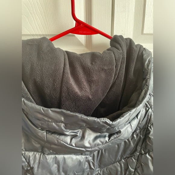 Womens Columbia jaccket - Picture 6 of 6